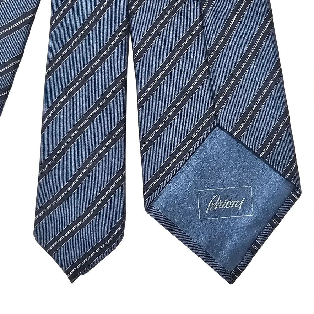 Brioni Blue Black Striped 100% Silk Necktie Hand Made in Italy‎ Classic EUC